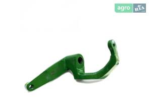 Важіль натяжний привода подрібнювача комбайна AXE23567 John Deere