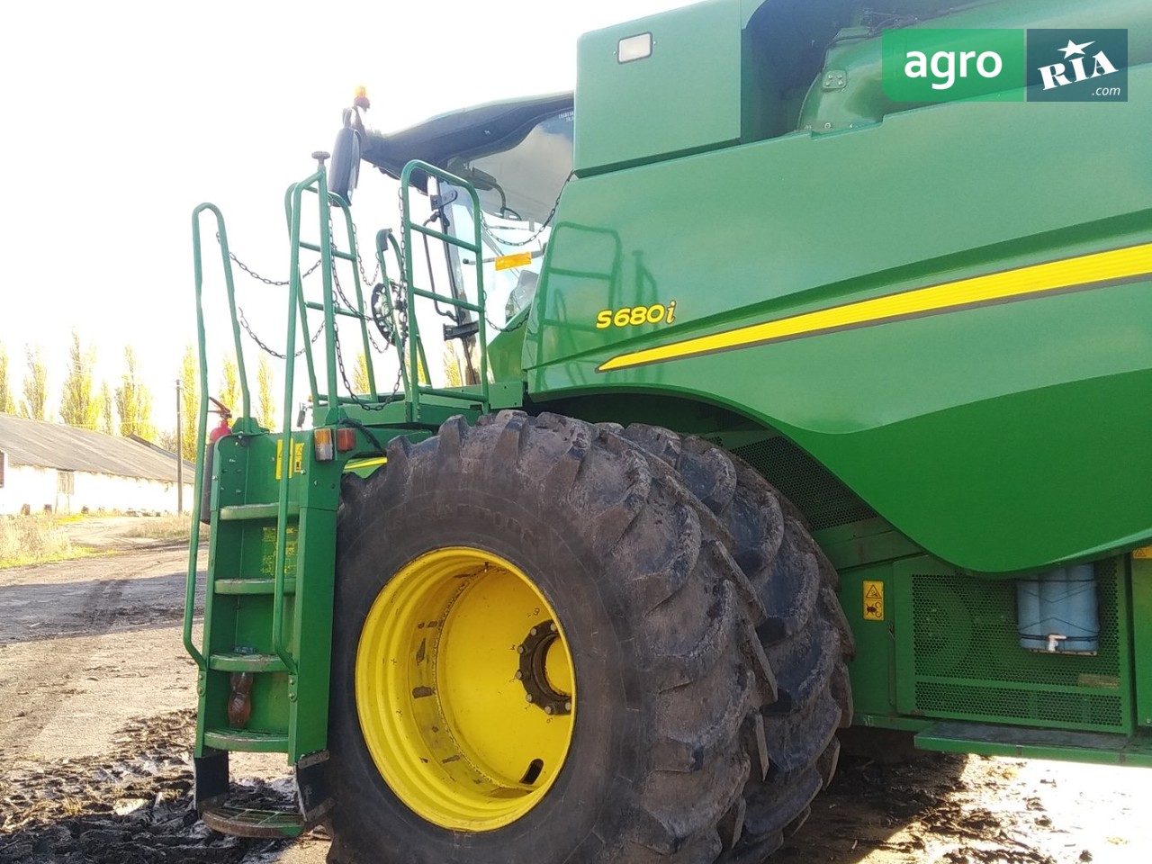 Комбайн John Deere S 680i 2012 - фото 1