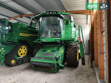 John Deere S 770i  - фото