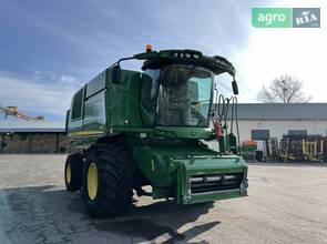 Комбайн John Deere T 660 2013