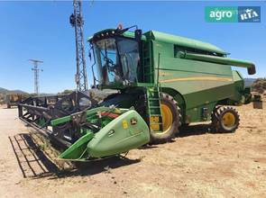 Комбайн John Deere W 440 2019