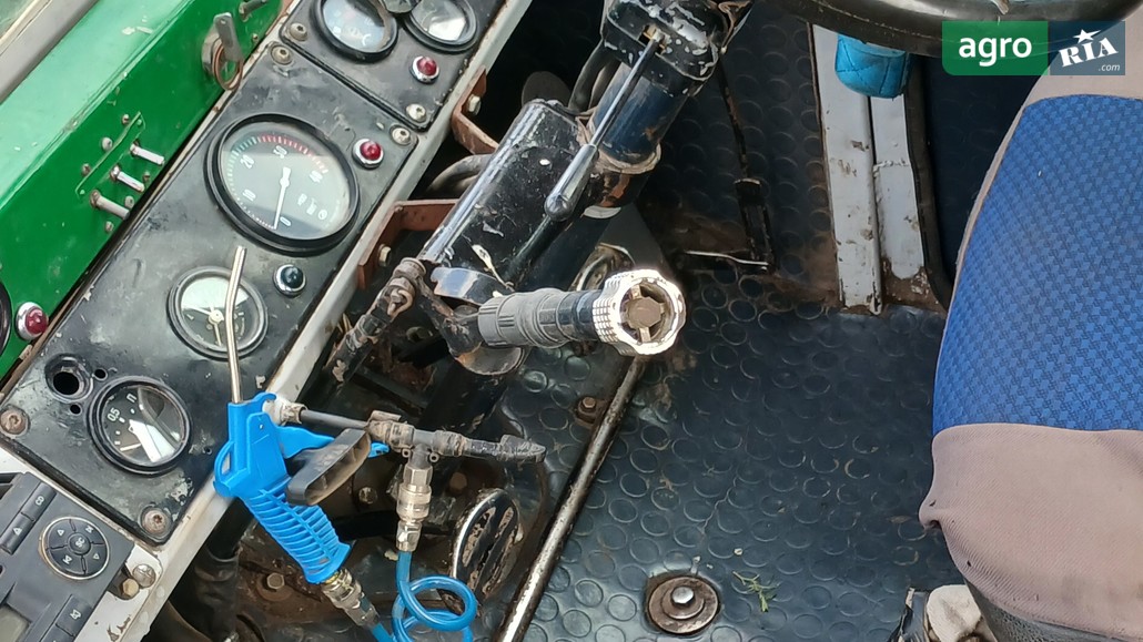 Трактор ХТЗ Т-150 1991 - фото 1
