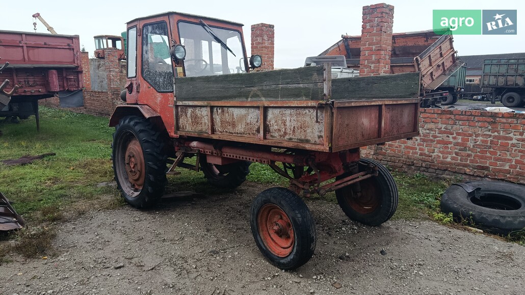 Трактор ХТЗ Т-16 1990 - фото 1