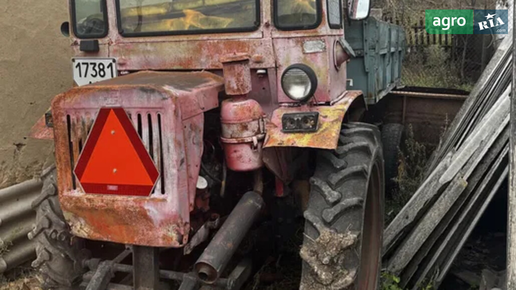 Трактор ХТЗ Т-16 1983 - фото 1