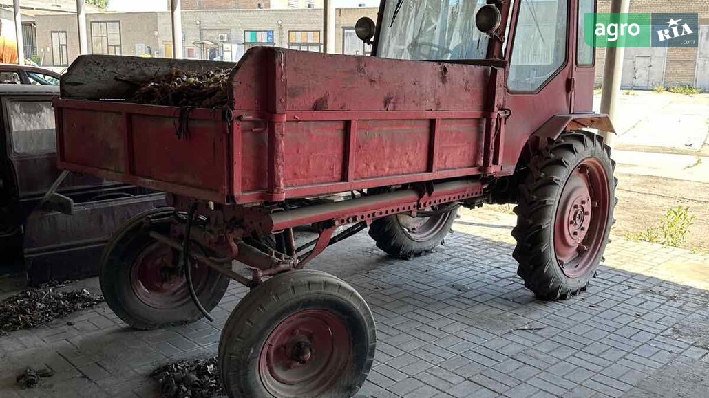 Трактор ХТЗ Т-16М 1990 - фото 1