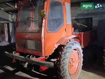 ХТЗ Т-16М  - фото