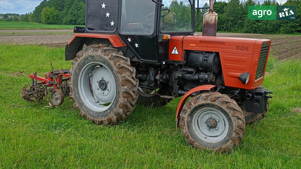 Трактор ХТЗ Т-25 1980 - фото 1