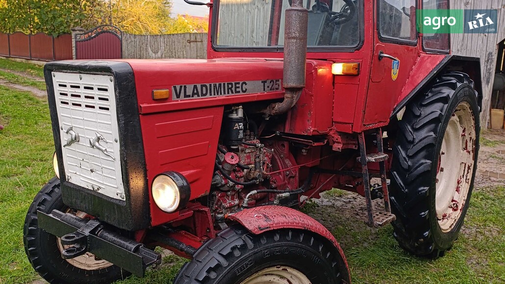 Трактор ХТЗ Т-25 1989 - фото 1