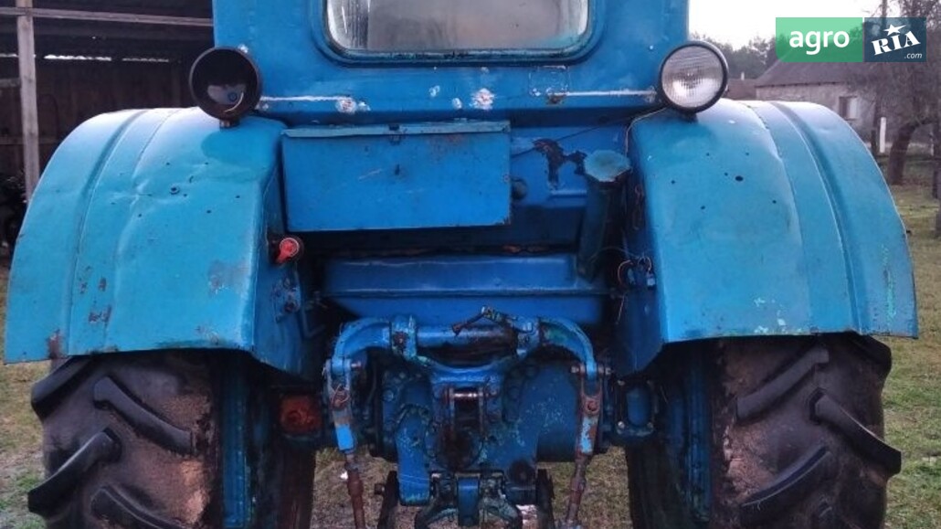 Трактор ХТЗ Т-40АМ 1990 - фото 1