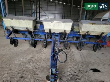 Kinze 2000 2002 - фото