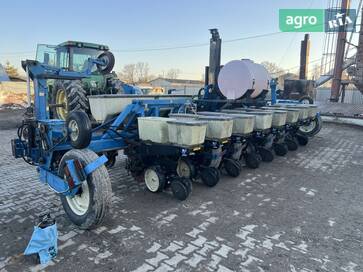 Kinze 2600 2013 - фото