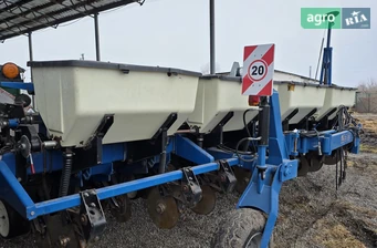 Сеялка Kinze 3000 2013 - фото