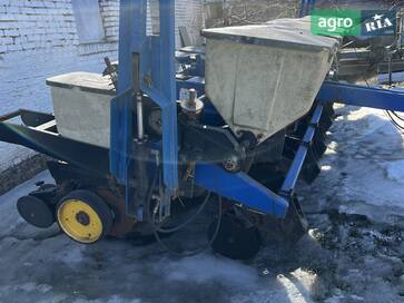 Kinze 3000  - фото