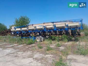 Kinze 3600 2011 - фото
