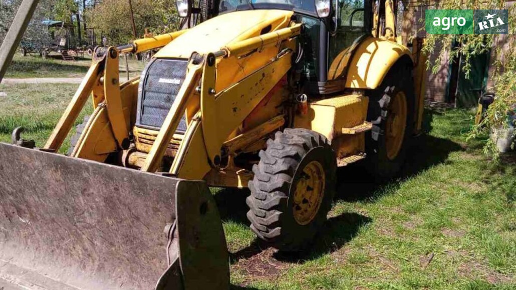 Навантажувач Komatsu WB93R 2004 - фото 1