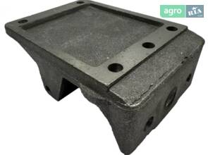 Кришка коробки задня – КПП/6