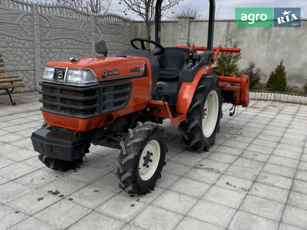 Минитрактор Kubota GB 1997 - фото 1