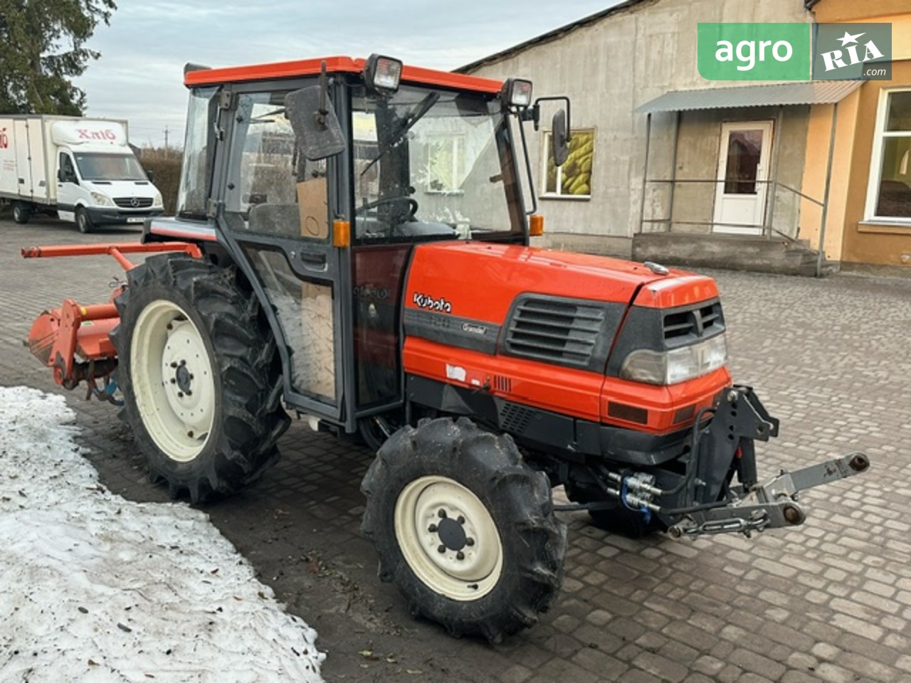 Трактор Kubota GL 320 1999 - фото 1