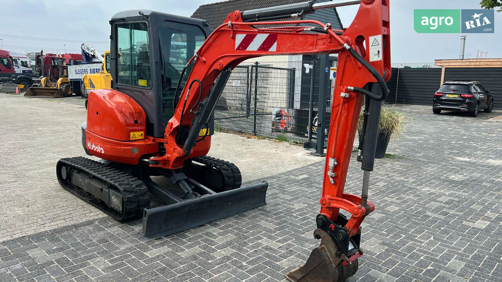 Экскаватор Kubota U35 2017 - фото 1