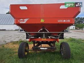 Розкидач Kuhn Axis 30.1 2012