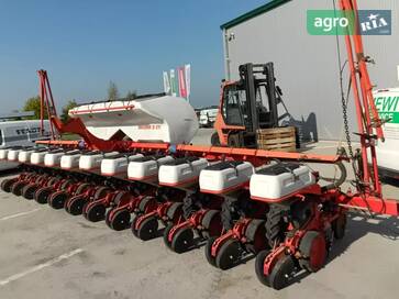 Kuhn Maxima 2010 - фото