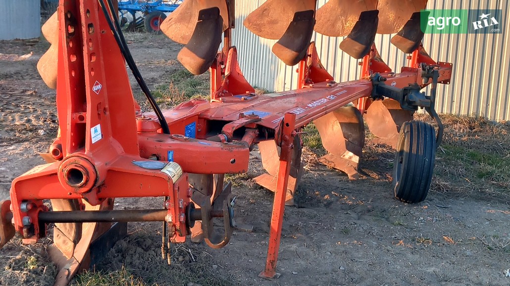 Плуг Kuhn Multi-Master 2010 - фото 1