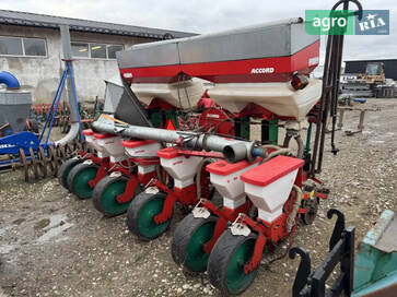 Kverneland Accord  - фото