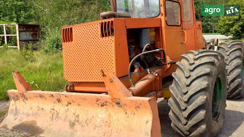 Трактор LKT 81  - фото 1