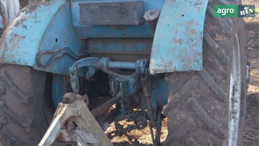 Трактор ЛТЗ T-40AM 1981 - фото 1