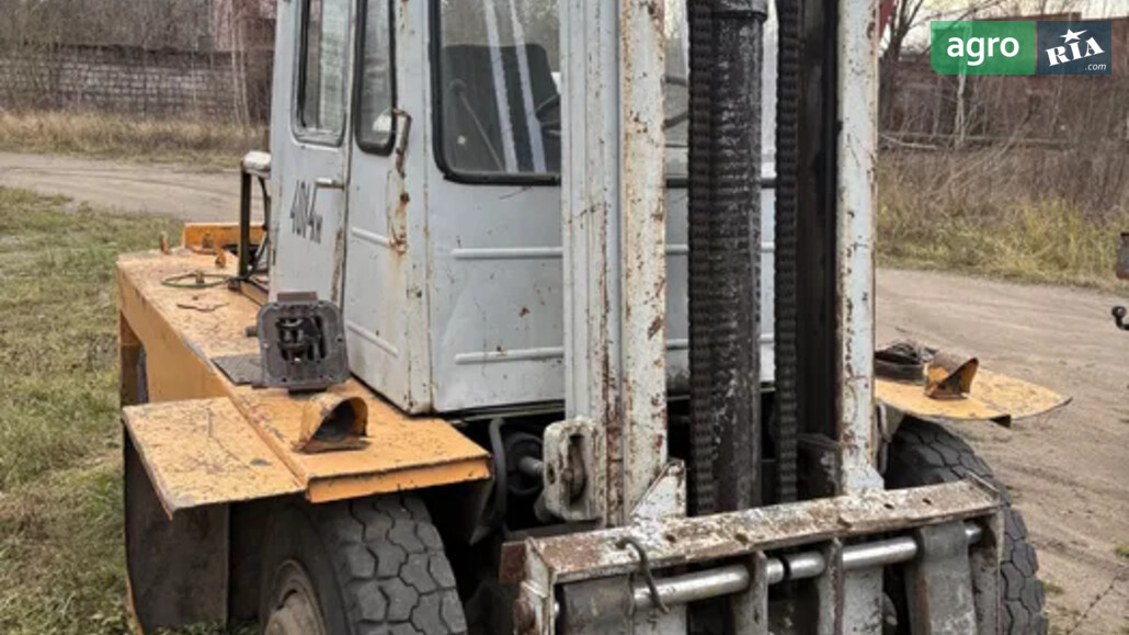 Погрузчик Львовский погрузчик 40810 1989 - фото 1