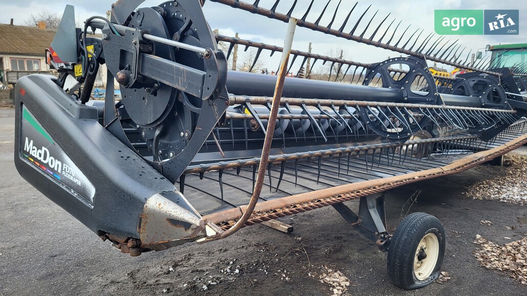 Жниварка MacDon FD70 2011 - фото 1