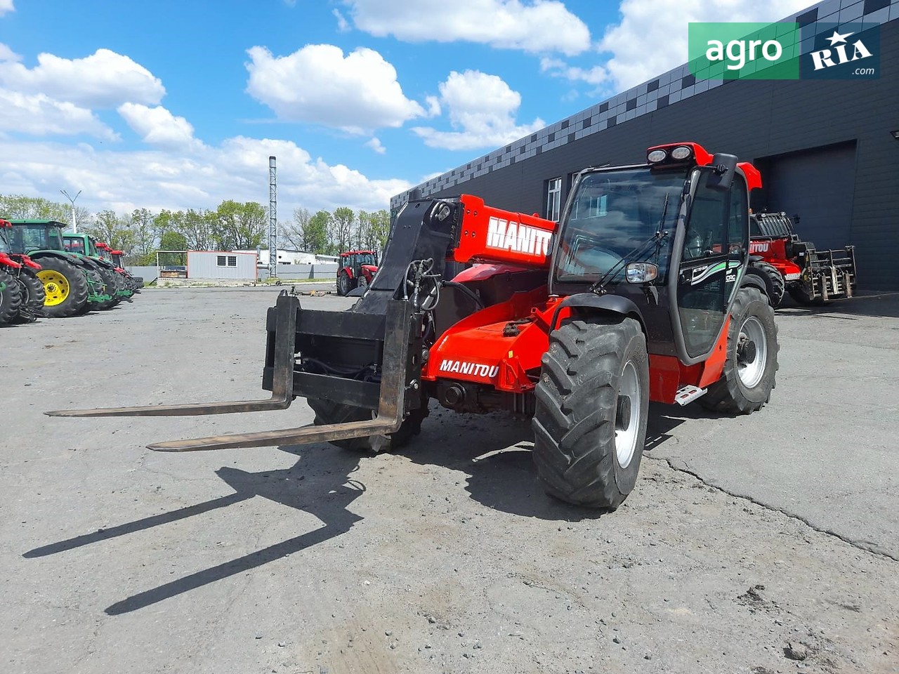 Навантажувач Manitou MLT 735-120 LSU 2014 - фото 1