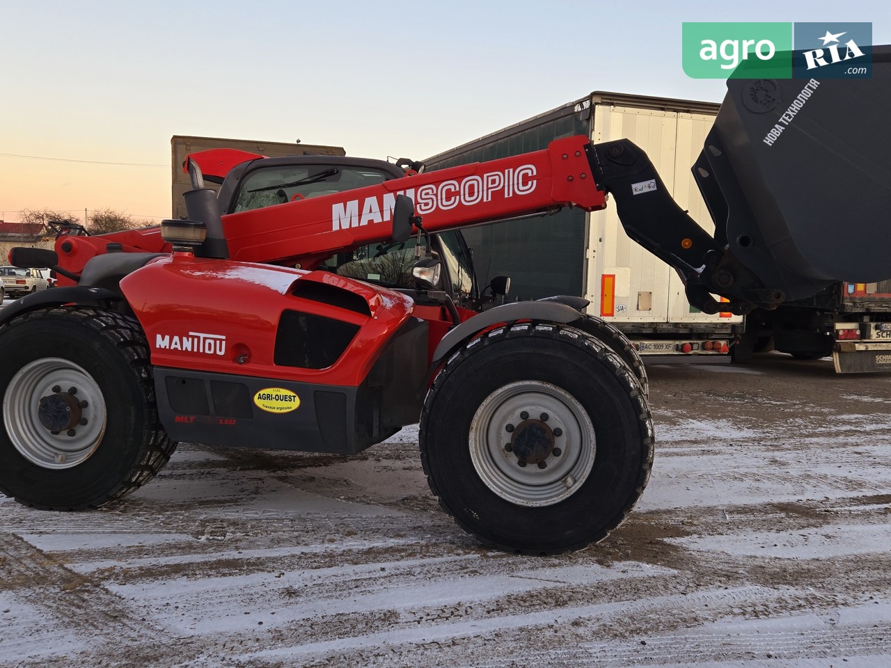 Погрузчик Manitou MLT 735-120 LSU 2012 - фото 1