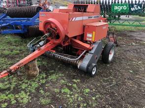 Прес-підбірник Massey Ferguson 1835 2005