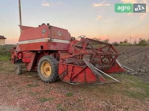 Міні комбайн Massey Ferguson 186 1986