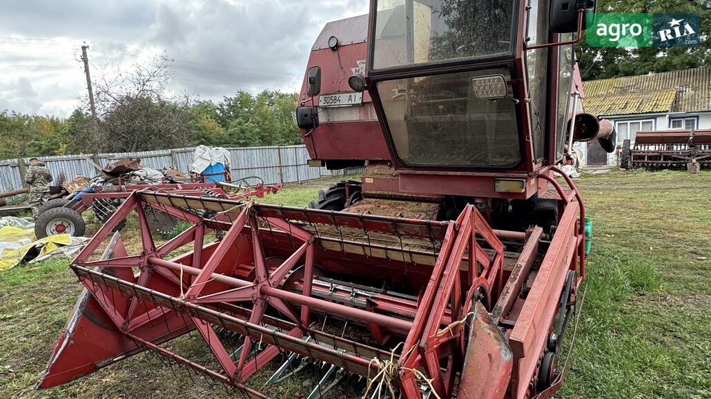 Комбайн Massey Ferguson 186 1979 - фото 1
