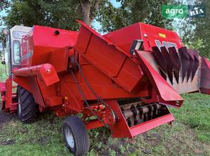 Комбайн Massey Ferguson 20 1987