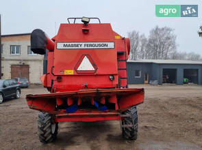 Комбайн Massey Ferguson 23 