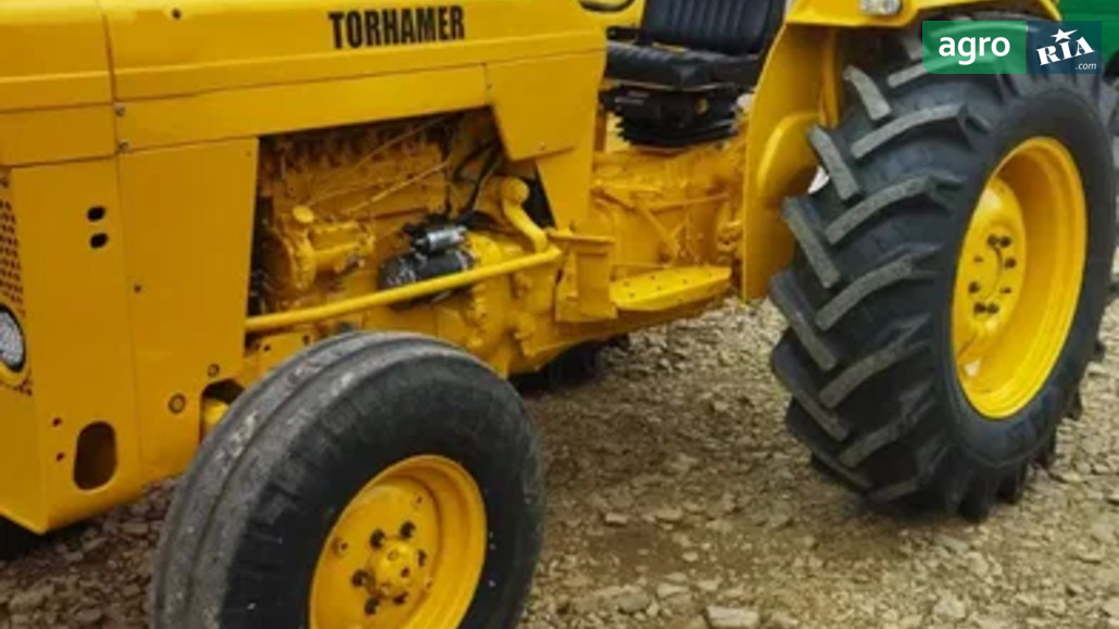 Трактор Massey Ferguson 3303 1985 - фото 1