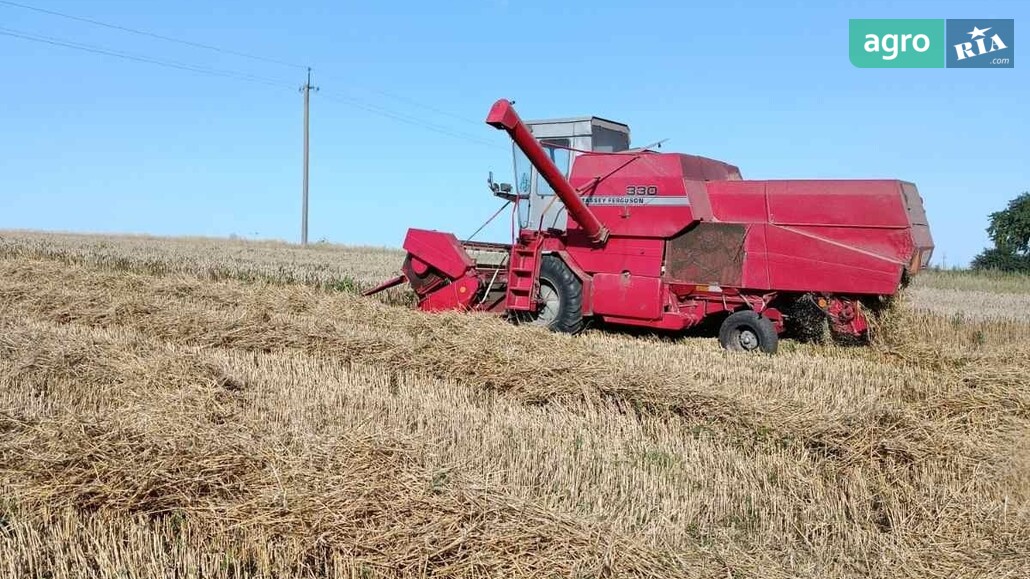 Комбайн Massey Ferguson 330 1985 - фото 1