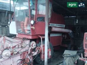 Комбайн Massey Ferguson 506 1972