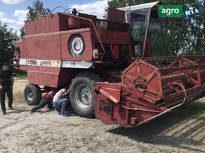 Комбайн Massey Ferguson 535 1990