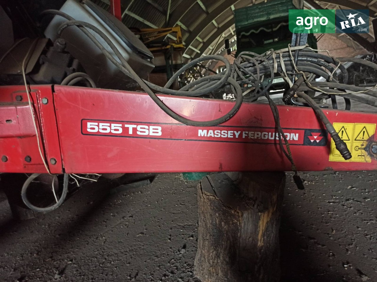 Сеялка Massey Ferguson 555 2010 - фото 1