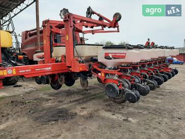 Massey Ferguson 555  - фото