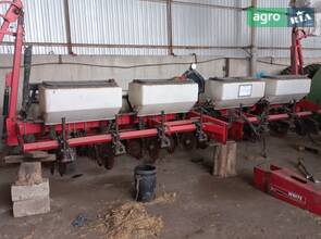 Сівалка Massey Ferguson 555 2009