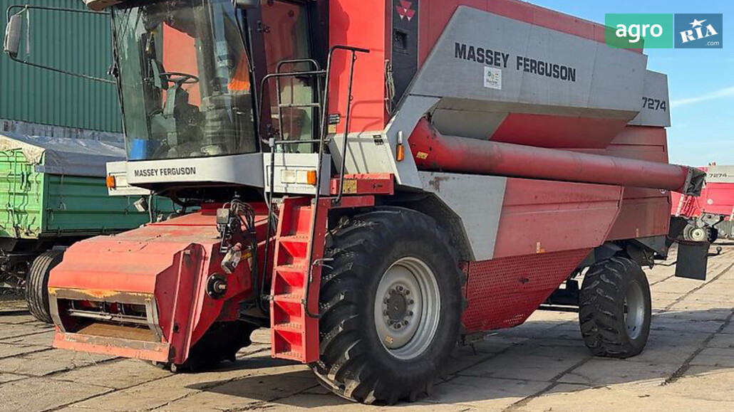 Комбайн Massey Ferguson 7274  - фото 1