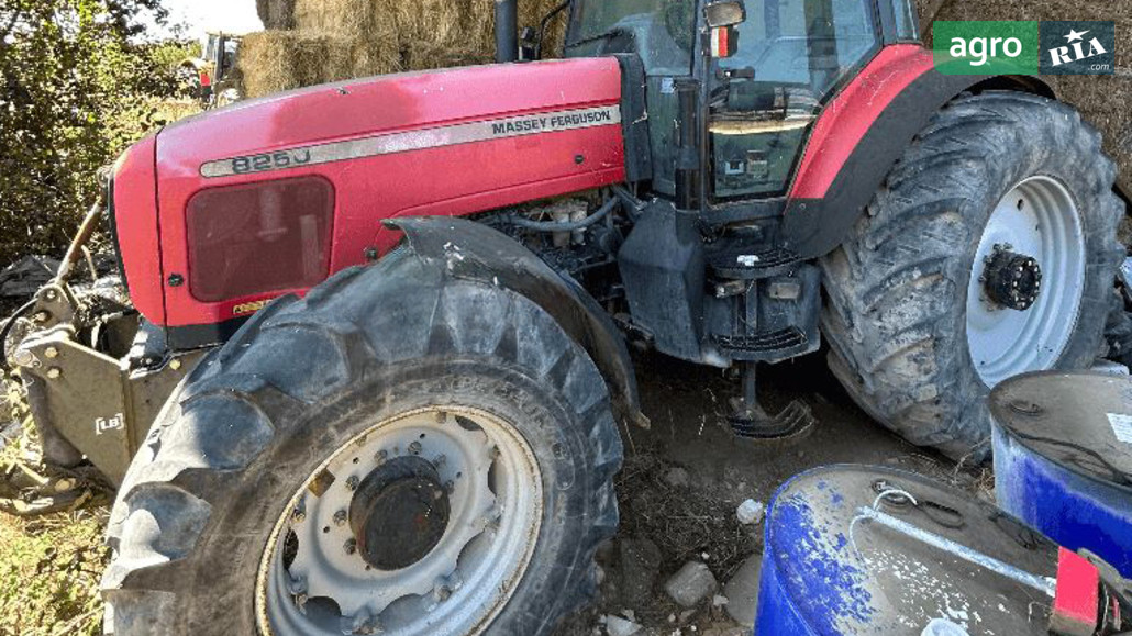 Трактор Massey Ferguson 8250 2000 - фото 1