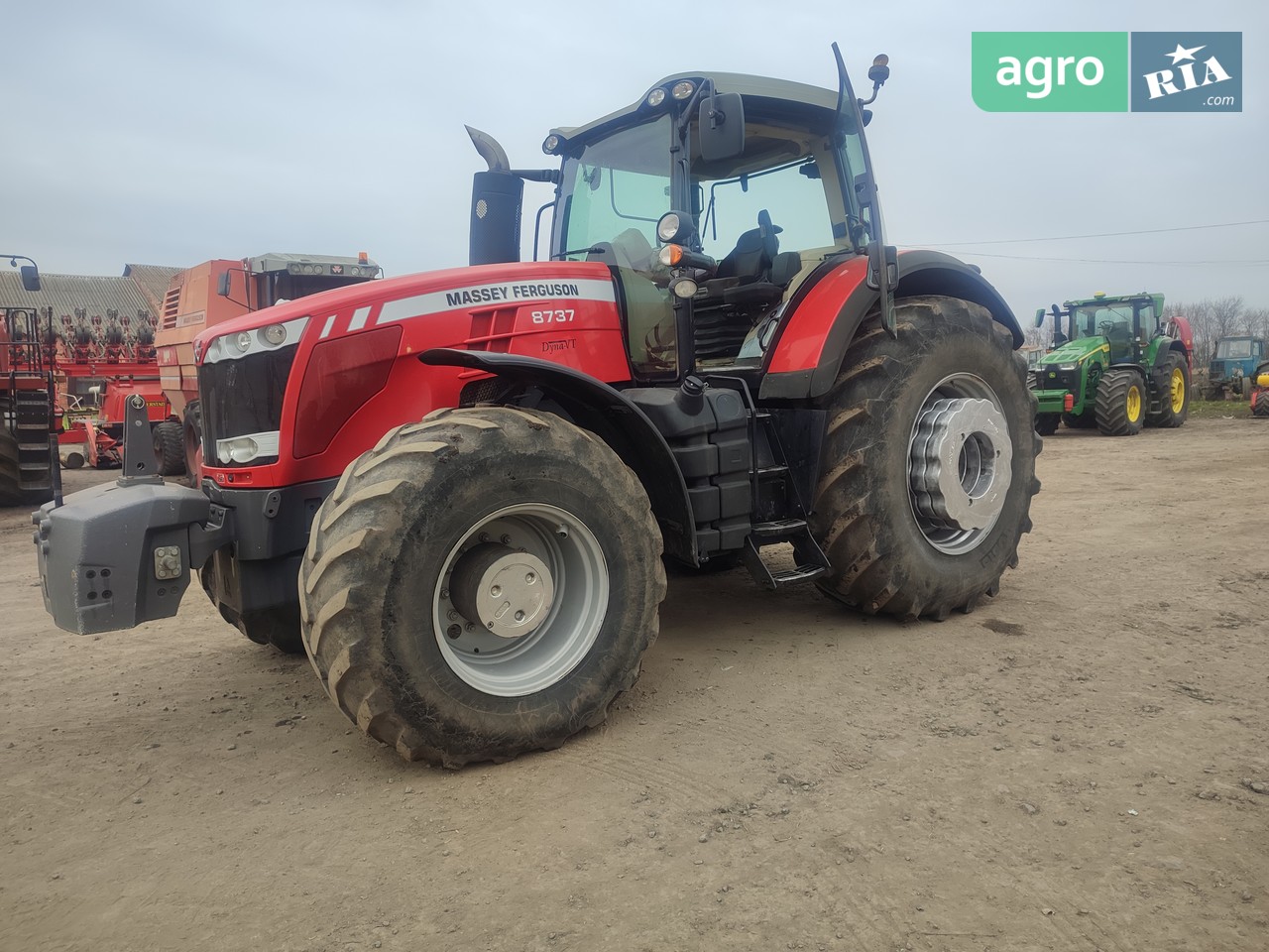 Трактор Massey Ferguson 8737 2018 - фото 1