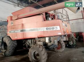 Комбайн Massey Ferguson 9690 2003