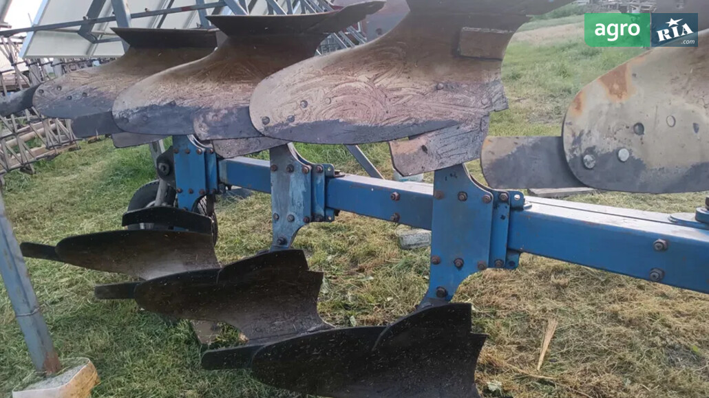 Плуг Moldagrotehnica PR P05 2012 - фото 1